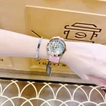 GUESS – Image 2