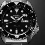 SEIKO Men's New5Sports Sport Automatic Watch – Image 2