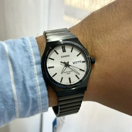 MONTRE casio homme